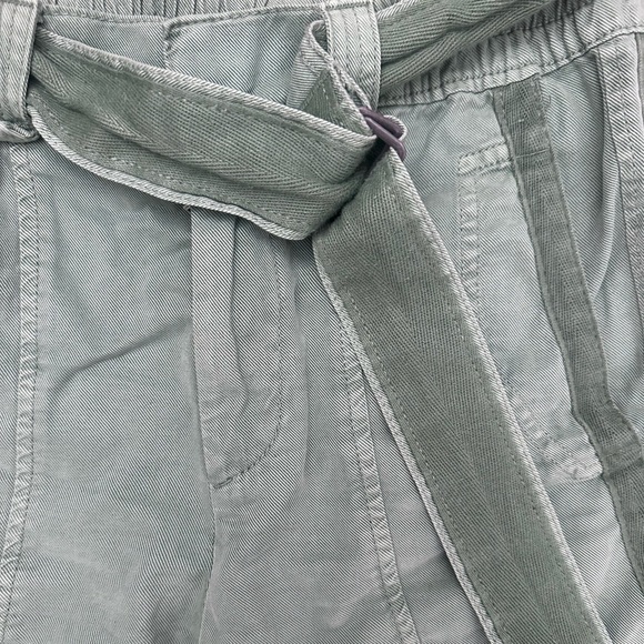 Zara Cargo Pants with Belt - Picture 6 of 6